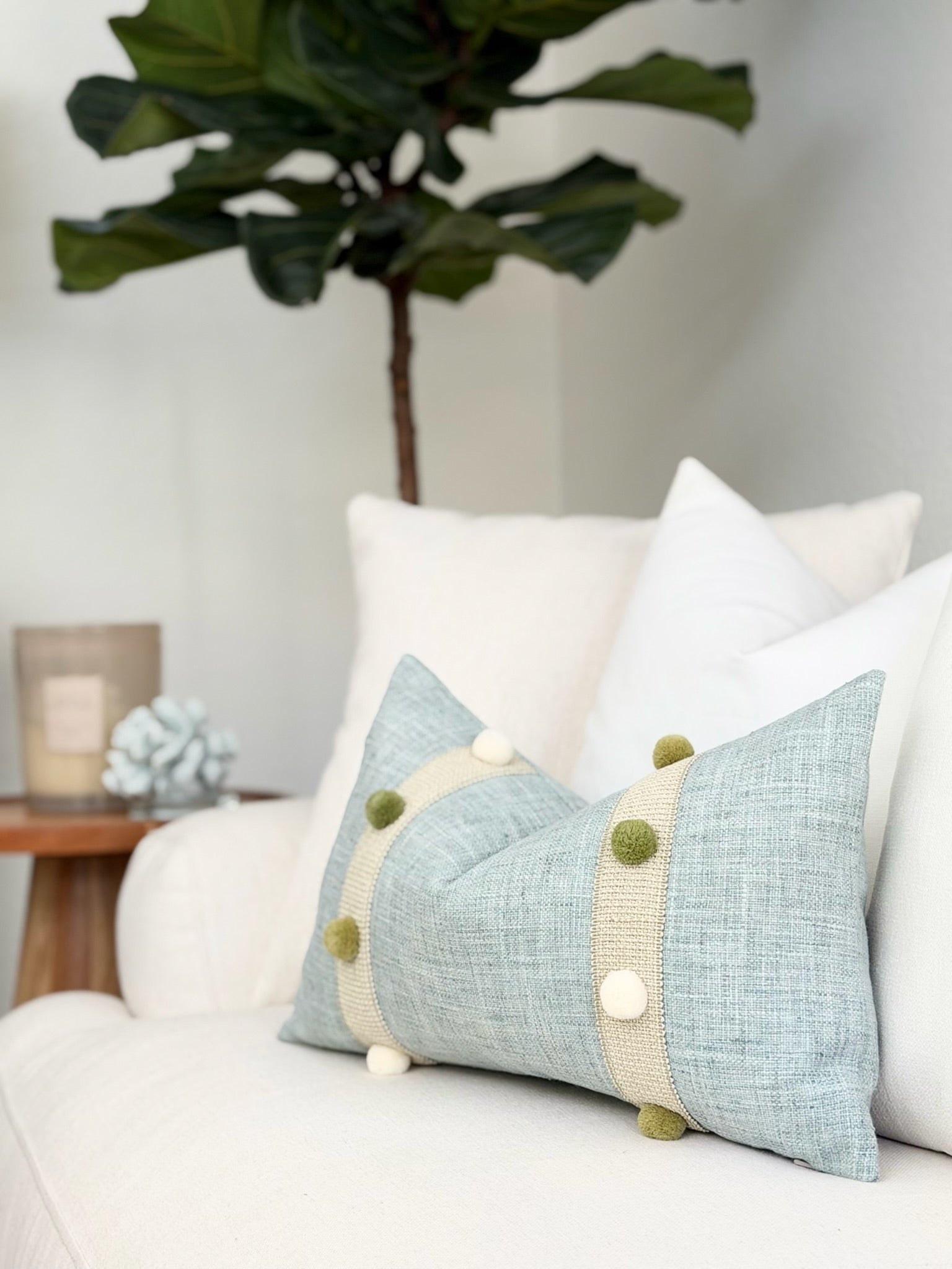 ALL THROW PILLOWS