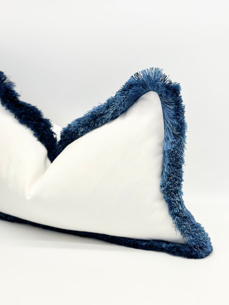 Callia white pillow cover